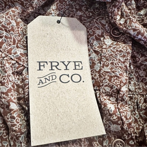 Frye and Co Monica Floral Print Button Front Peplum Top Size 1X NWT - Picture 4 of 7